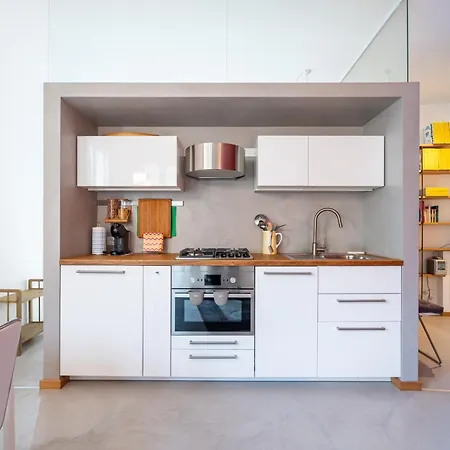 Among The Roofs Of Parma! شقة بارما